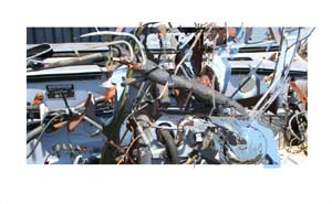 g2006-08-06f dead cars